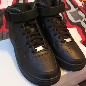 All black air force 1s